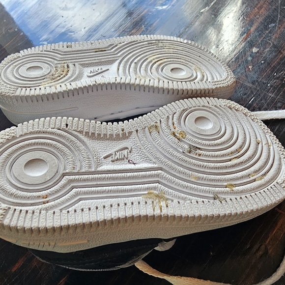 NIKE AIR FORCE 1 ONE MID LV8 - Picture 4 of 4